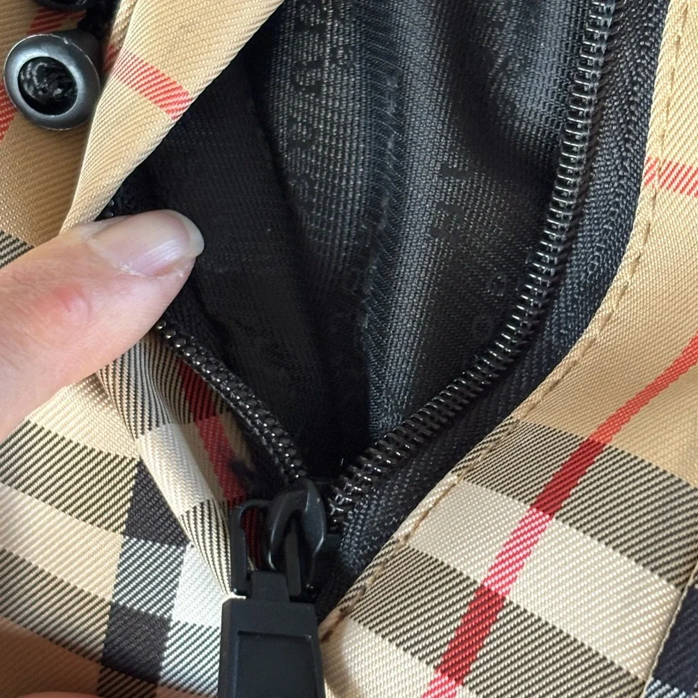 Authentic Burberry Nova Check Golf Backpack -‎ EUC